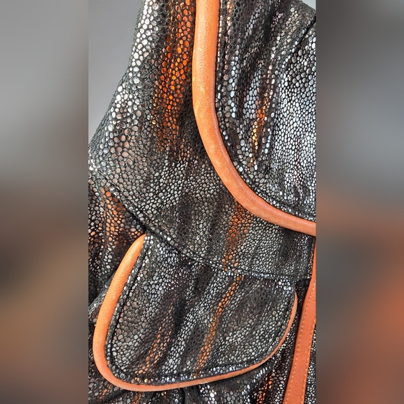MALINI MURJANI EXOTIC HOBO POCKET LEATHER SHOULDER BAG SILVER BLACK ORANGE - Picture 5 of 16